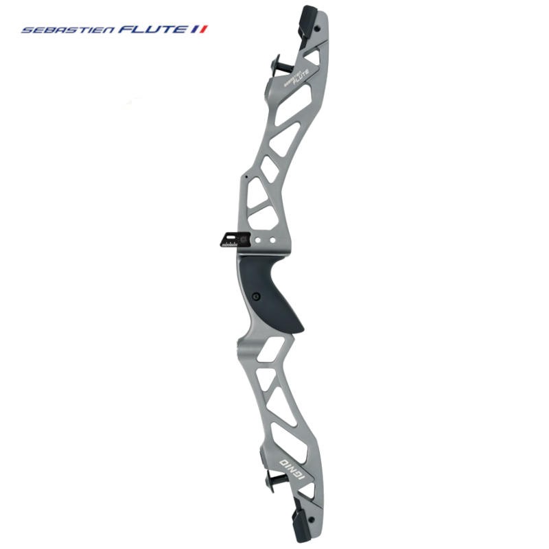 HERACLES ARCHERIE FRANCE BORDEAUX LA BREDE POIGNEE SEBASTIEN FLUTE IGNIO 2024 GRIS